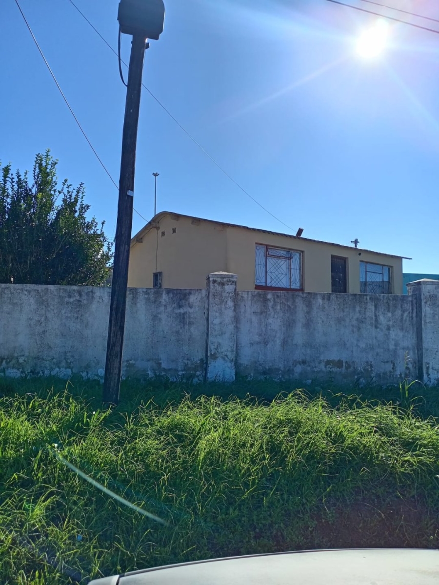 2 Bedroom Property for Sale in Mdantsane Nu 13 Eastern Cape